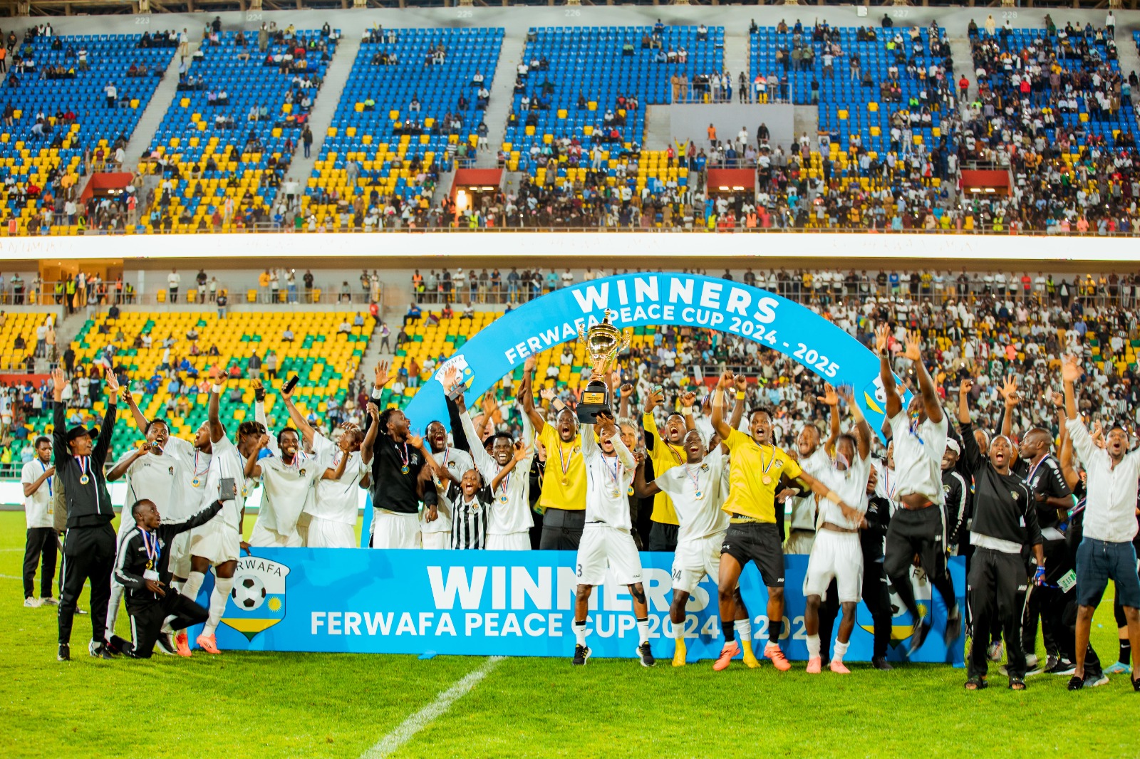 APR FC yegukanye Igikombe cy