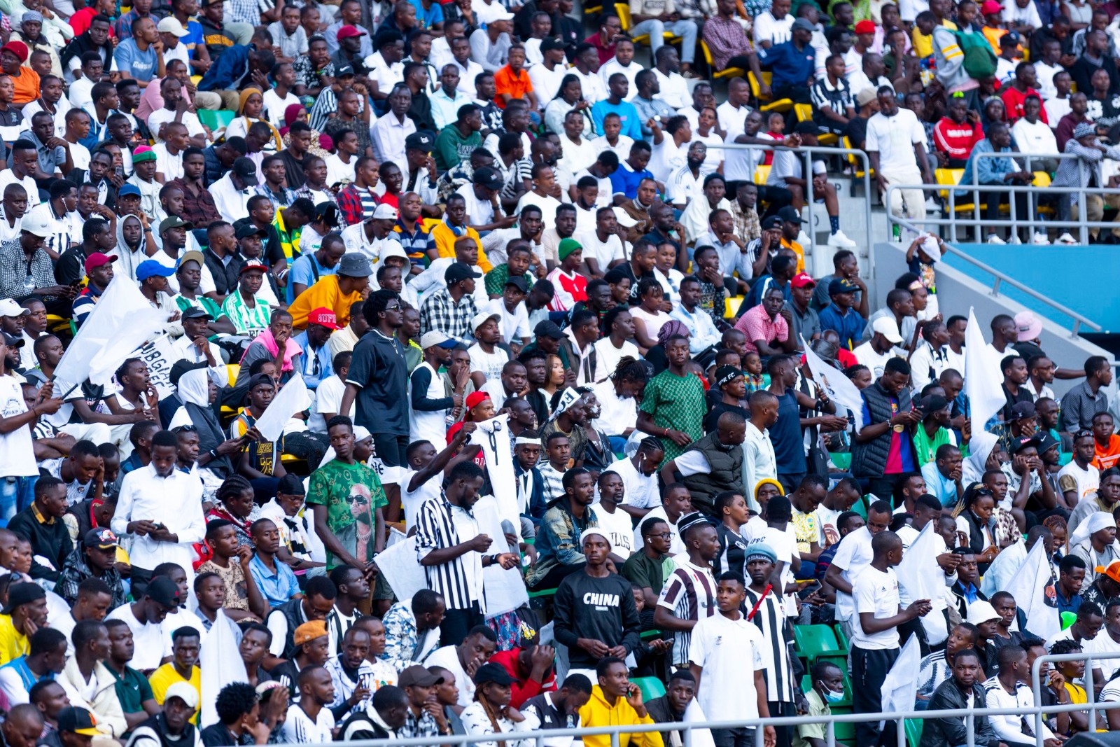 Abafana bari baje gushyigikira APR FC ku bwinshi