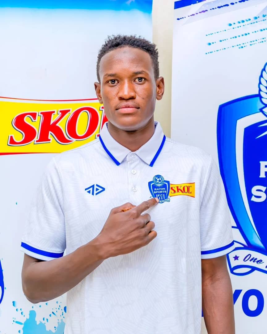 Fitina Omborenga yari amaze umwaka umwe akinira Rayon Sports 