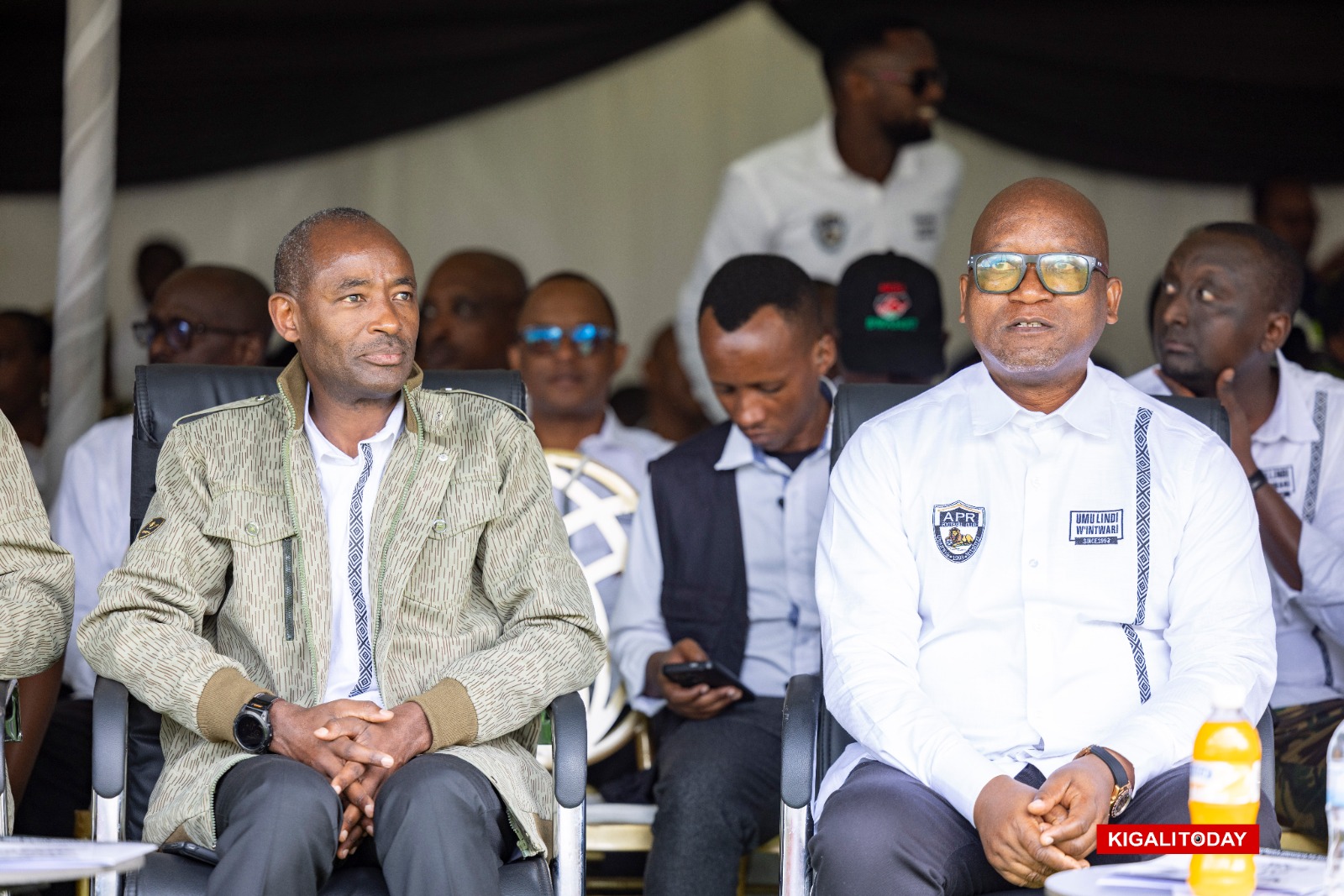 Umugaba Mukuru w'ingabo Gen.Mubarakh ari hamwe na Minisitiri w'Ingabo General Marizamunda Juvenal 