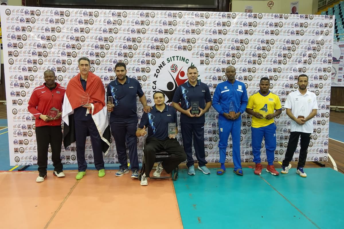 Kapiteni Emile Vuningabo na Ndayisaba Jean Baptiste nabo bahawe ibihembo mu bakinnyi bitwaye neza muri iyi shampiyona 