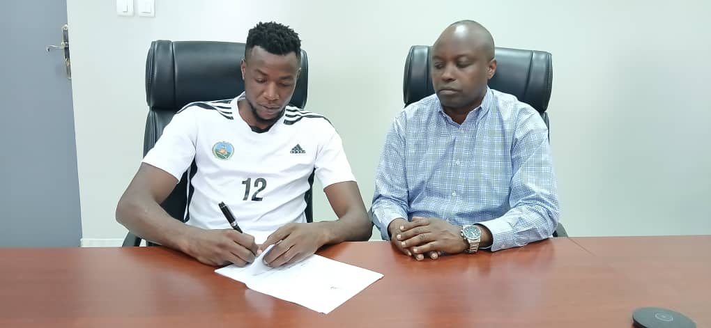 Umunya-Kenya Simiyu Morgan asinyira APR HC 