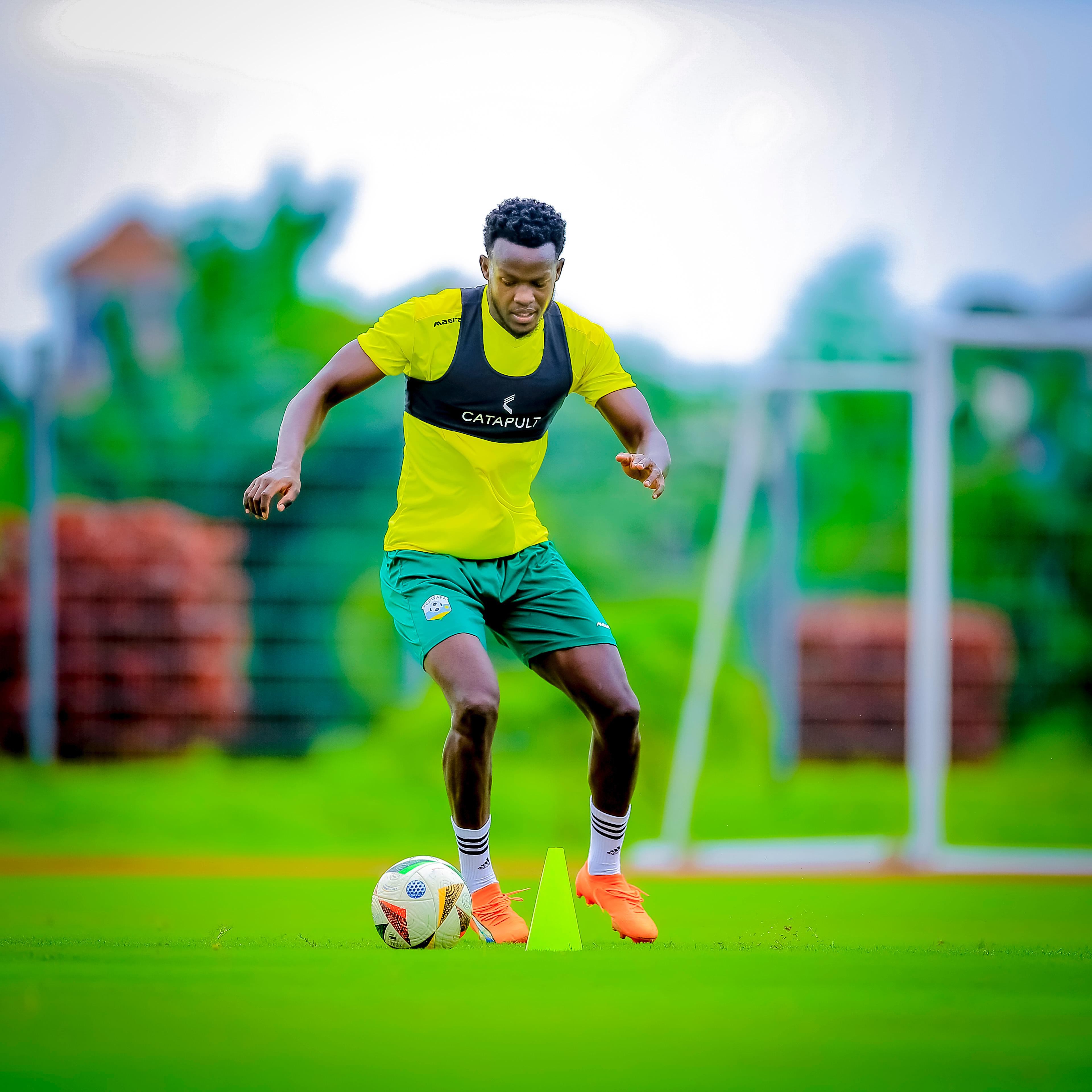 Mutsinze Ange Jimmy mu myitozo yitegura Nigeria