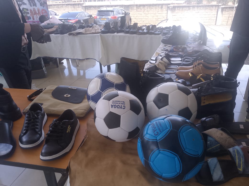 Uruhu ruvamo ibikoresho bitandukanye kandi by'agaciro. U Rwanda rukaba rufite gahunda yo gushyiraho uburyo bwo kurushaho kurwitaho no kurutunganya mu buryo bunoze