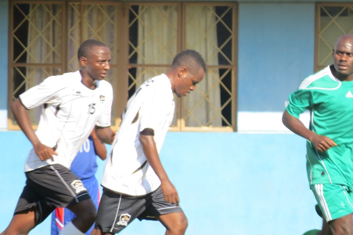 Buteera na Tibingana bo baracyategereje ibyangombwa