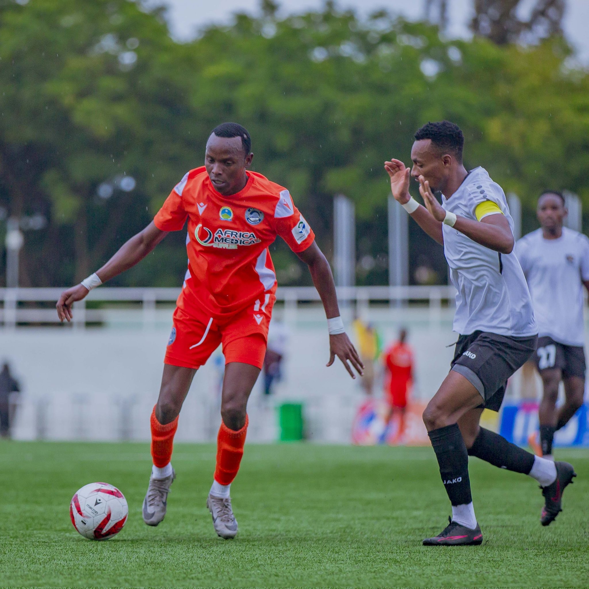 Igice cya mbere ku mpande zombi ntabwo cyari gishamaje ugereranyije n'uko abantu bari biteze umukino