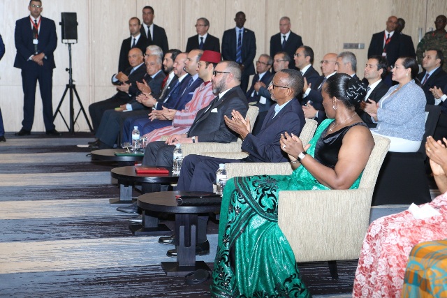 Amasezerano yahagarariwe n'umwami Miuhammed VI na Perezida Kagame