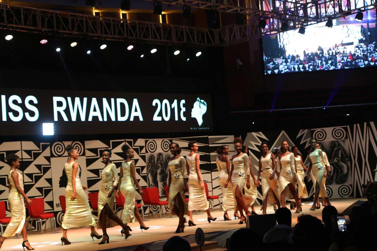 Biyerekanye no mu makanzu yari ababereye