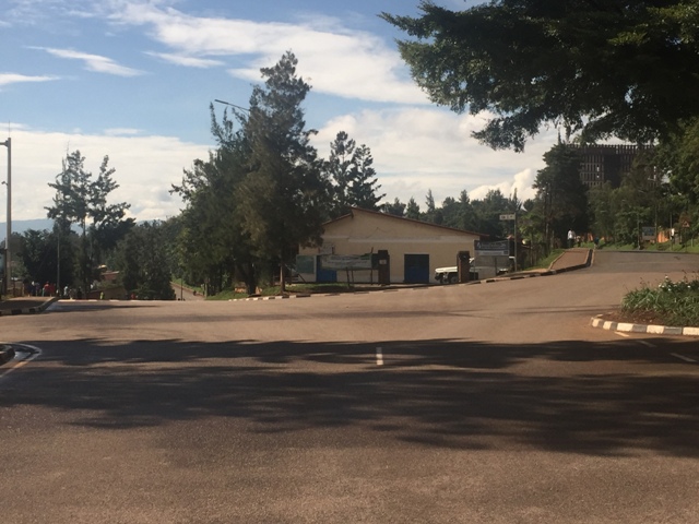 Umuhanda uva Nyamirambo unyura Camp Kigali Ukagera Kuri Serena Hotel