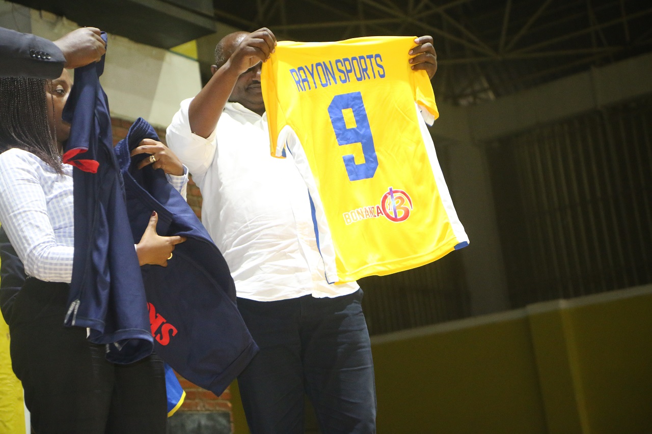 Umwambaro wa gatatu Rayon Sports izajya ikinana