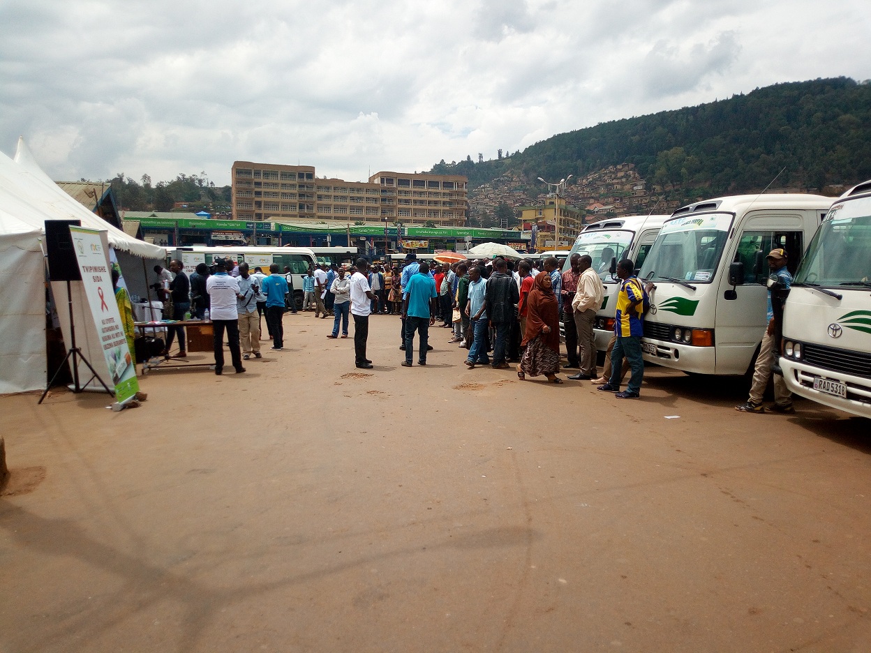 Igikorwa cyo gupima ku bushake cyaberee muri Gare ya Nyabugogo