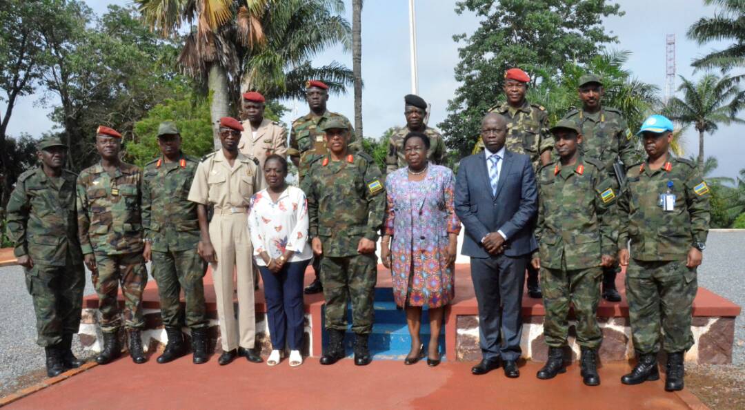 Gen Nyamvumba yasoje uruzinduko yagiriraga muri Centrafrique abonana n