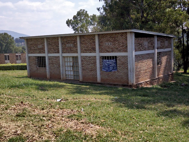 Auto Ecole yigisha abanyeshuri gutwara imodoka