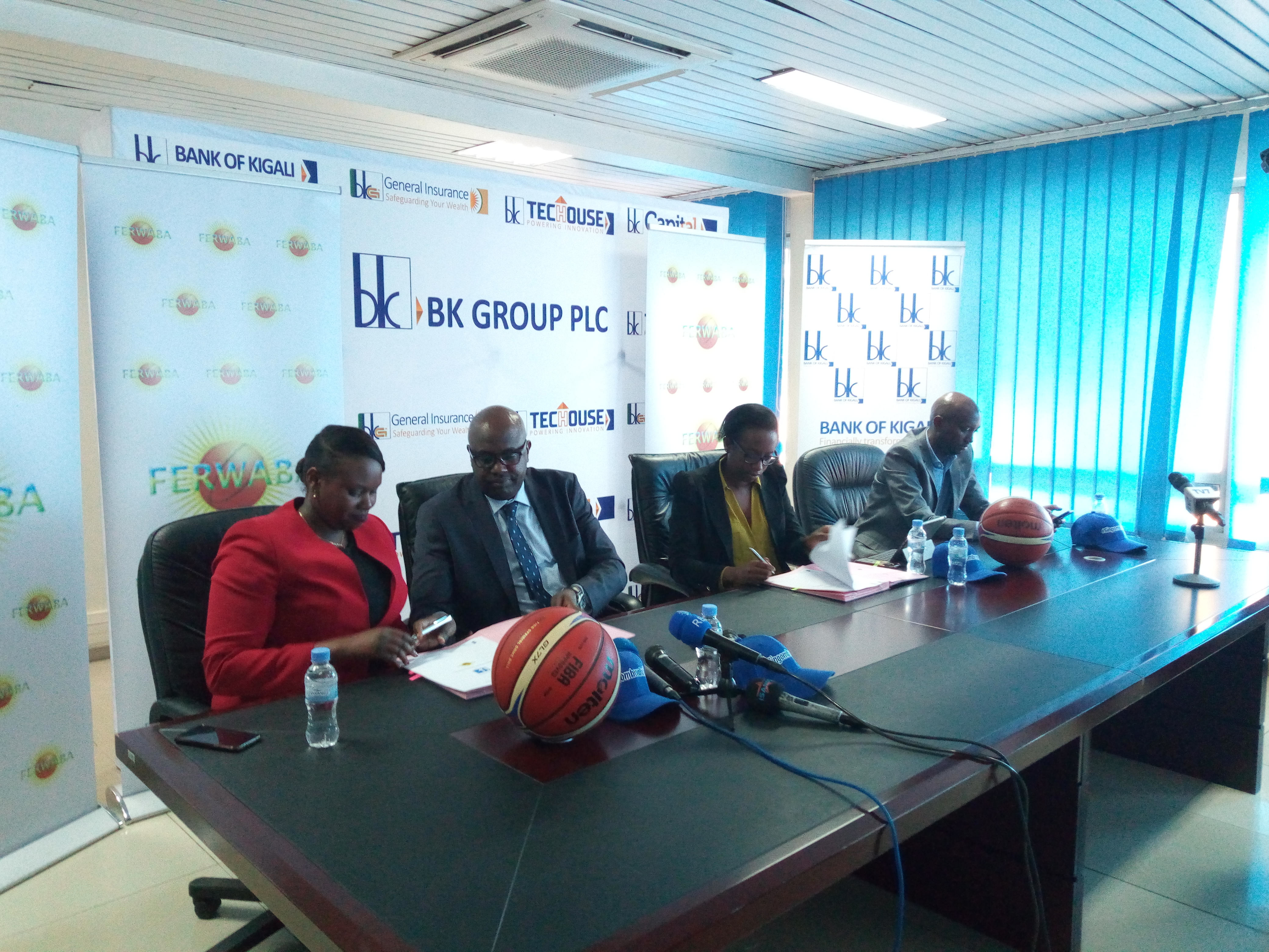 BK isinya amasezerano y'ubufatanye na FERWABA