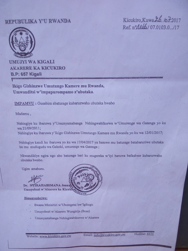 Ibaruwa bandikiwe n'umuyobozi w'akarere basabirwa kubaruzwaho ubutaka