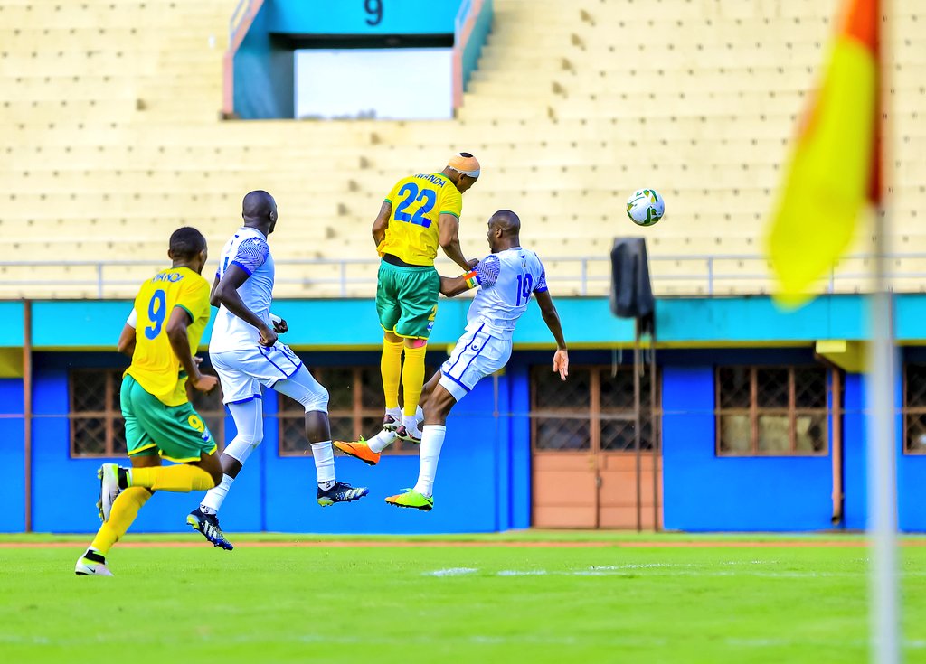 Rwatubyaye Abdul atsinda igitego n'umutwe