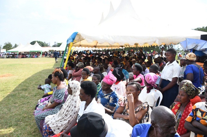 Abaturage bitabiriye ari benshi