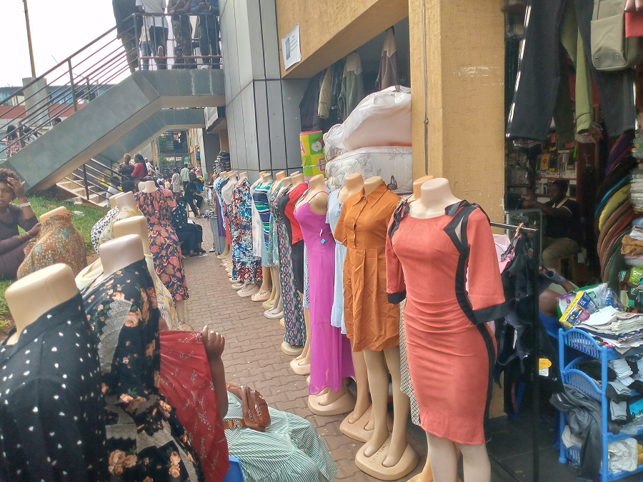 Umwe wese ngo yambara bitewe n'ikimunyuze