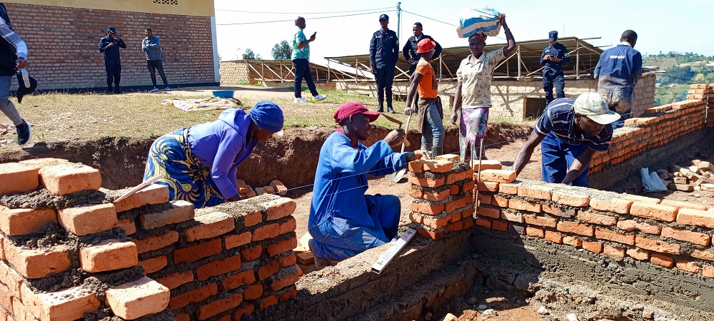 Imirimo yahise ikomeza