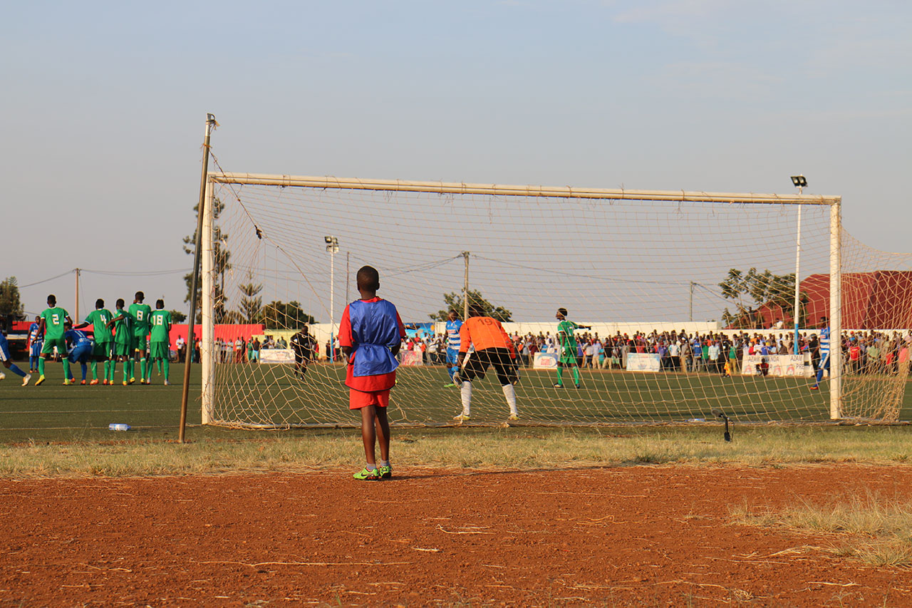 Ubwo Pierrot yari agiye gutera Coup-Franc