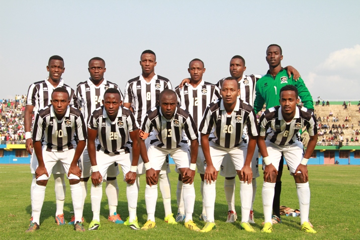 APR FC yari yambariye igikombe