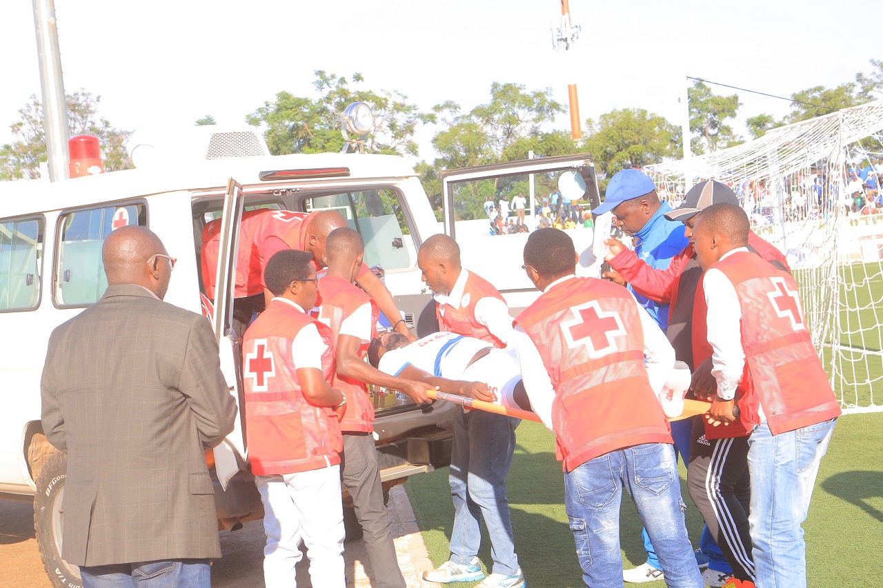 Manishimwe Djabel yinjizwa mu ngobyi y'abarwayi