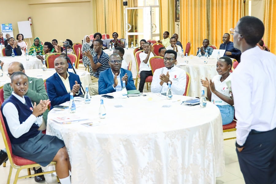 Abana bahabwa urubuga rwo gutanga ibitekerezo byabo