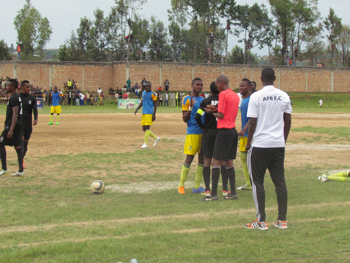 Ni umukino wabayemo guhangana ndetse n'amakosa menshi