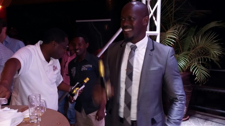 Frankie J ni umwe mu byamamare nawe wari uri muri ibi birori.