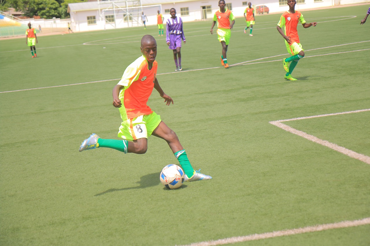 Umwe mu bana bigaragaje cyane muri aya marushanwa, akinira ikipe ya AS Lurons