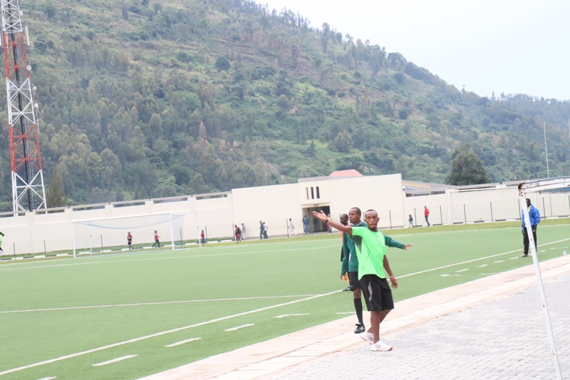 Djabil Mutarambirwa, umutoza wungirije muri Etincelles ntiyanyuzwe