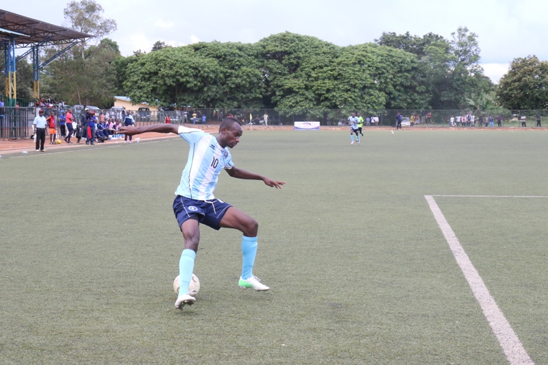 Danny Usengimana wari uhagaze neza muri uyu mukino