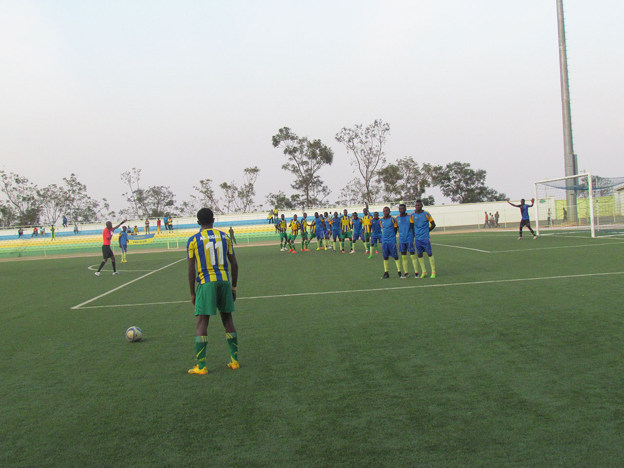 Mu minota ya nyuma AS Kigali yahawe Coup-Franc itavuzweho rumwe ...