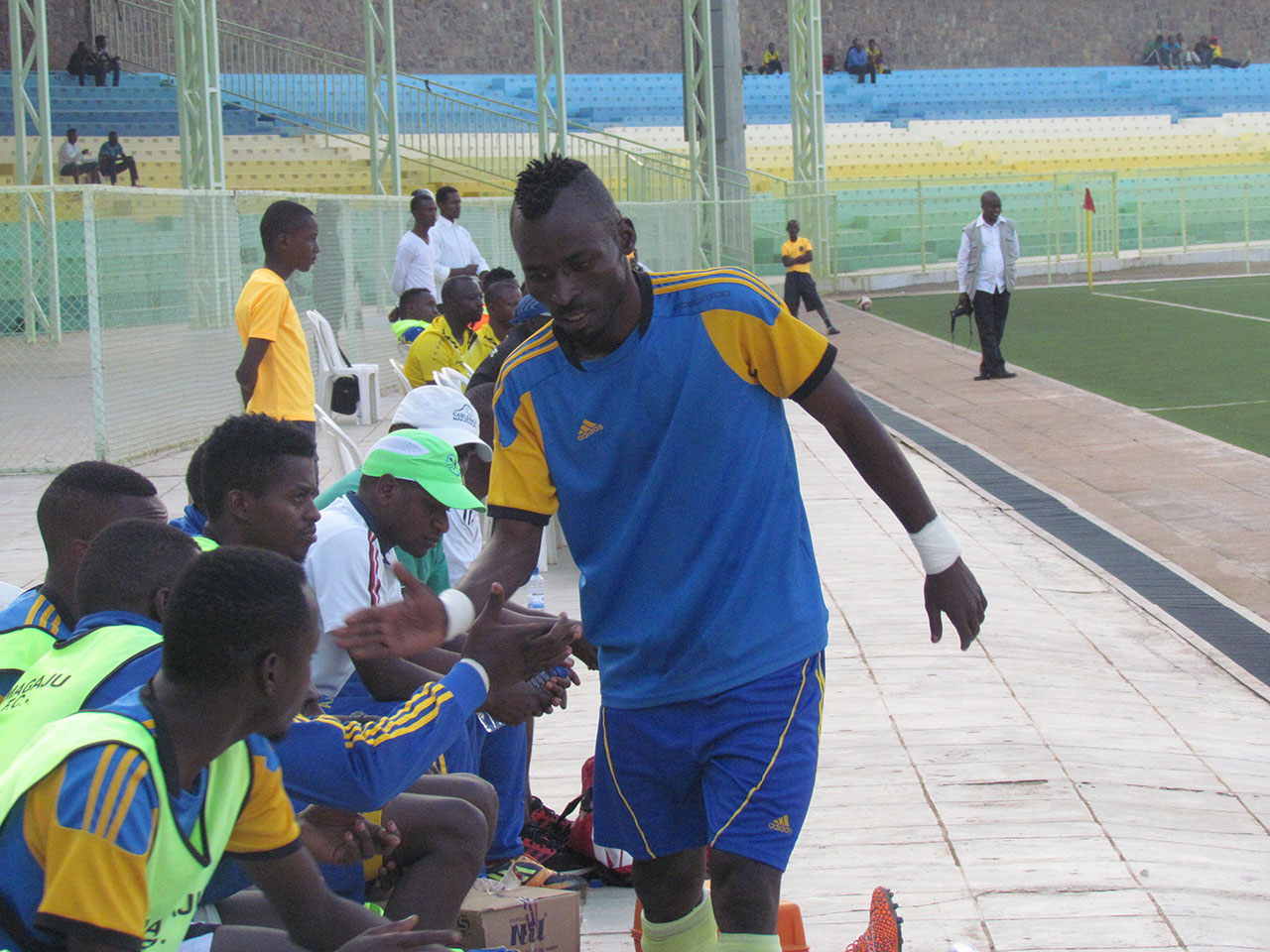 Tchabalala yaje gusimburwa habura iminota mike