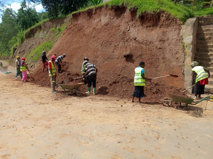 Imihanda mu Ntara y'Amajyaruguru ikomeje kwangizwa n'ibiza
