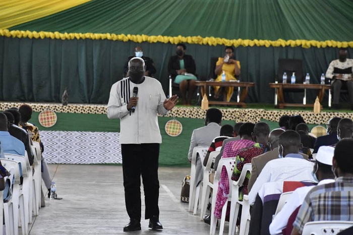 Umuyobozi w'Intara y'Iburasirazuba asanga gukorera ku mihigo bituma ibikorwa birushaho kugenda neza