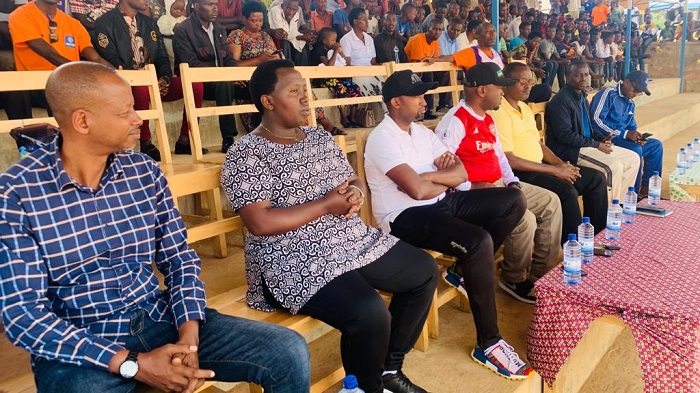 Abakuru n'abato nibafatanya isambanywa ry'abana rizaranduka burundu