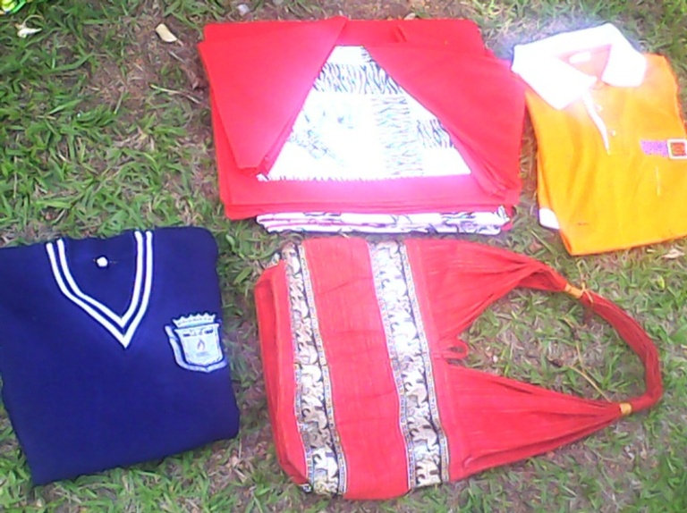 Imipira ibitenge amasakoshi biri mubyo berekana badoda ndetse bakanandikamo mu buryo bw'ubukorikori.