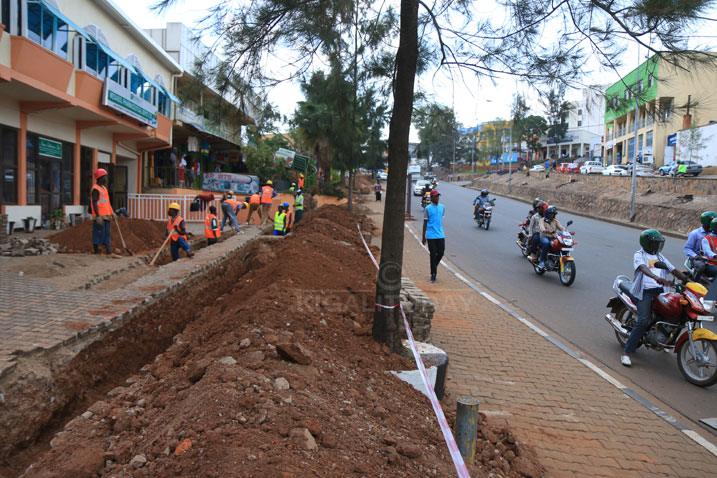 Umuhanda uturuka mu mujyi rwa gati ugana Nyabugogo, uri mu yatamgiyr gukorwa.