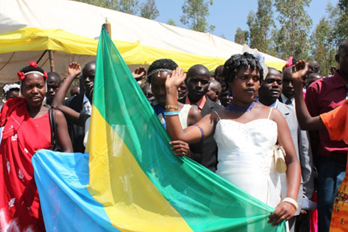 Imiryango isezerana mbere y'amategeko.