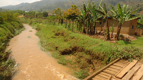 Abatuye Rulindo barakangurirwa gutura ahantu hatateza ibiza.