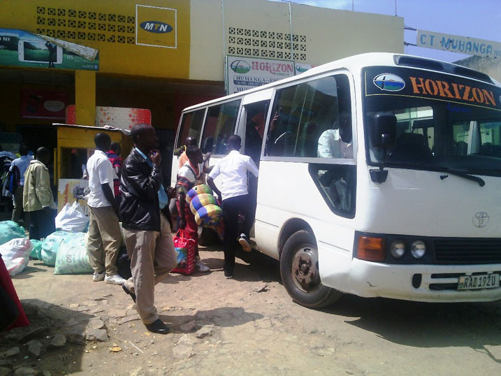 Ariyama by'umwihariko imodoko zitwara abagenzi kuko kurenza umuvuduko wagennye ari ugushyira ubuzima bw'abantu mu kaga.