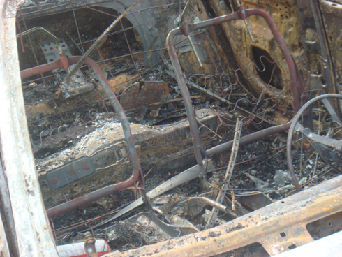 Imodoka yahiye burundu hasigara amabati gusa