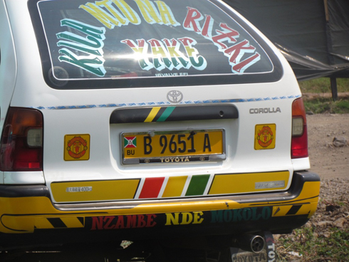 Abarundi bazana abantu mu Rwanda, Abanyarwanda bakabashinja kumanura ibiciro.