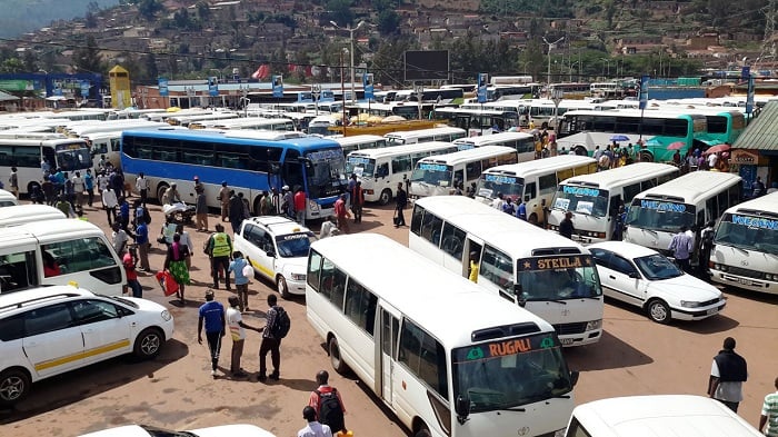 Imodoka zitwara abagenzi zigiye kongerwa