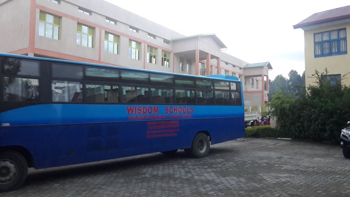 imodoka zibatwara mu gihe bava cyangwa bajya kwiga ku biga bataha iwabo