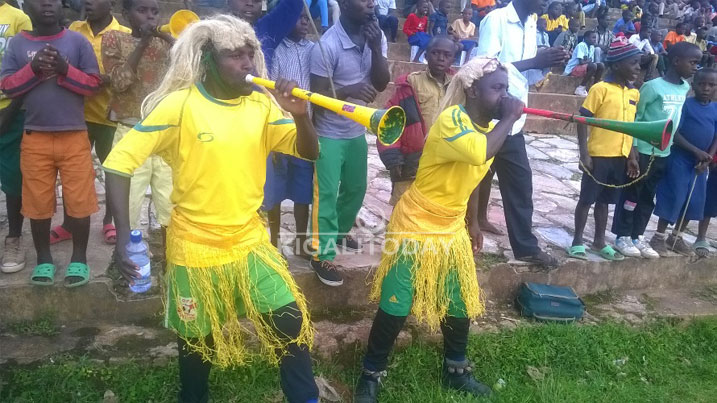 Iyo bafana bakoresha imbaraga nyinshi ngo bashimishe abakinnyi