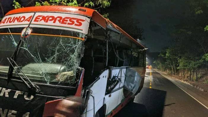 Imodoka yari itwaye abafana ba APR FC yakoze impanuka