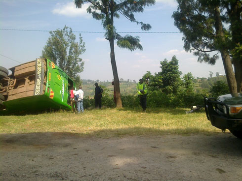 Polisi y'igihugu ikorera mu karere ka Nyanza yihutiye kubatabara.