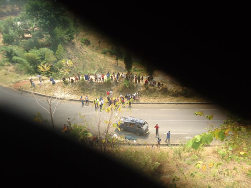 Aho niho iyo modoka yamanutse.